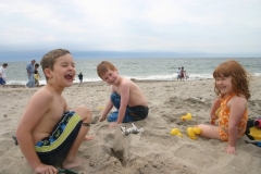 Beach kids 09